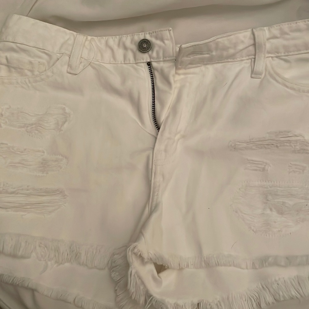 Kankan white shorts